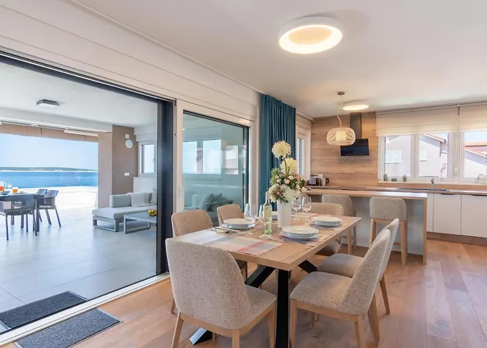 Apartments Mandre II