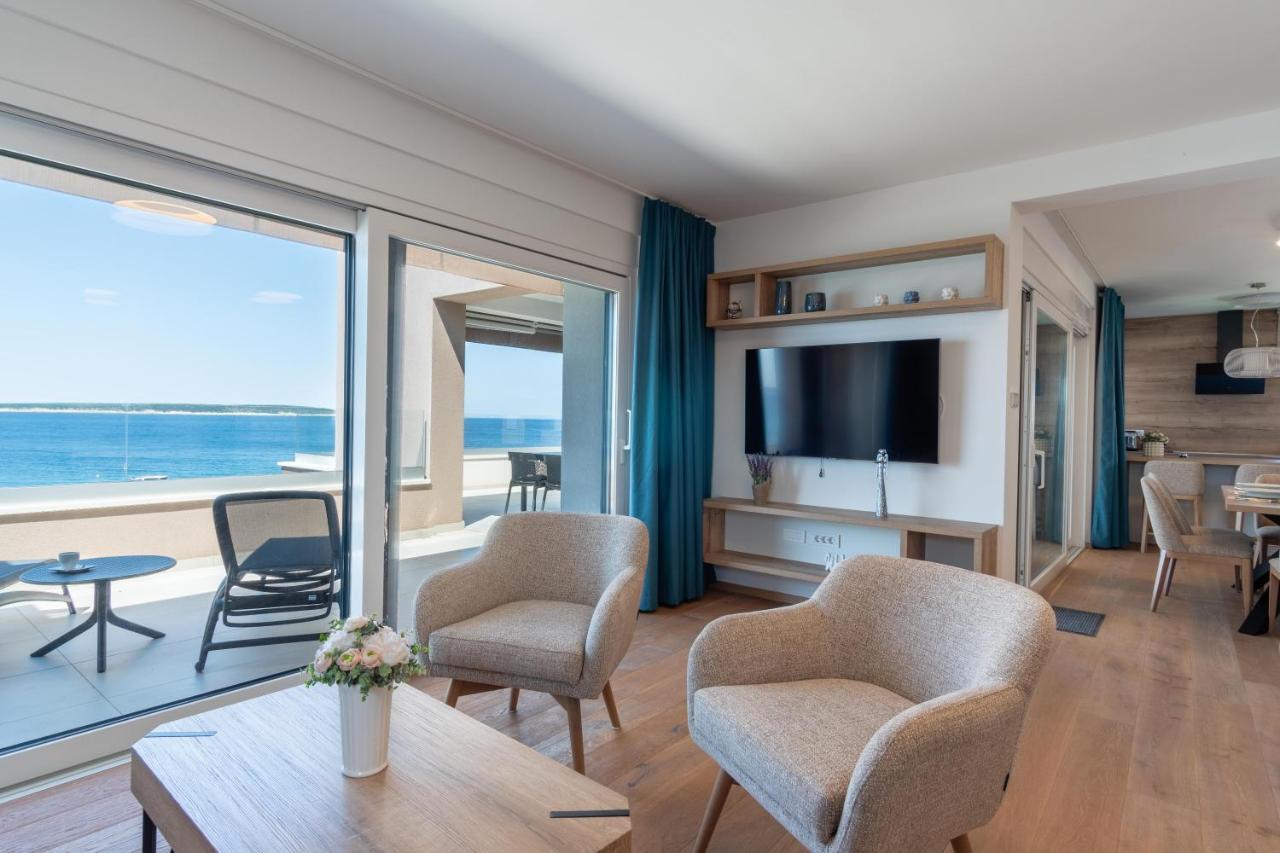 Apartment Ii